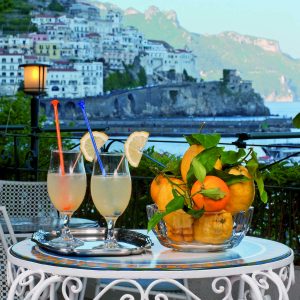 breakfast terrace Hotel Amalfi sea view