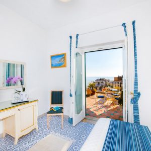 Hotel Positano deluxe large room with terrace sea view